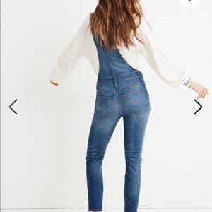 Madewell skinny overalls in Jansing wash sold out
